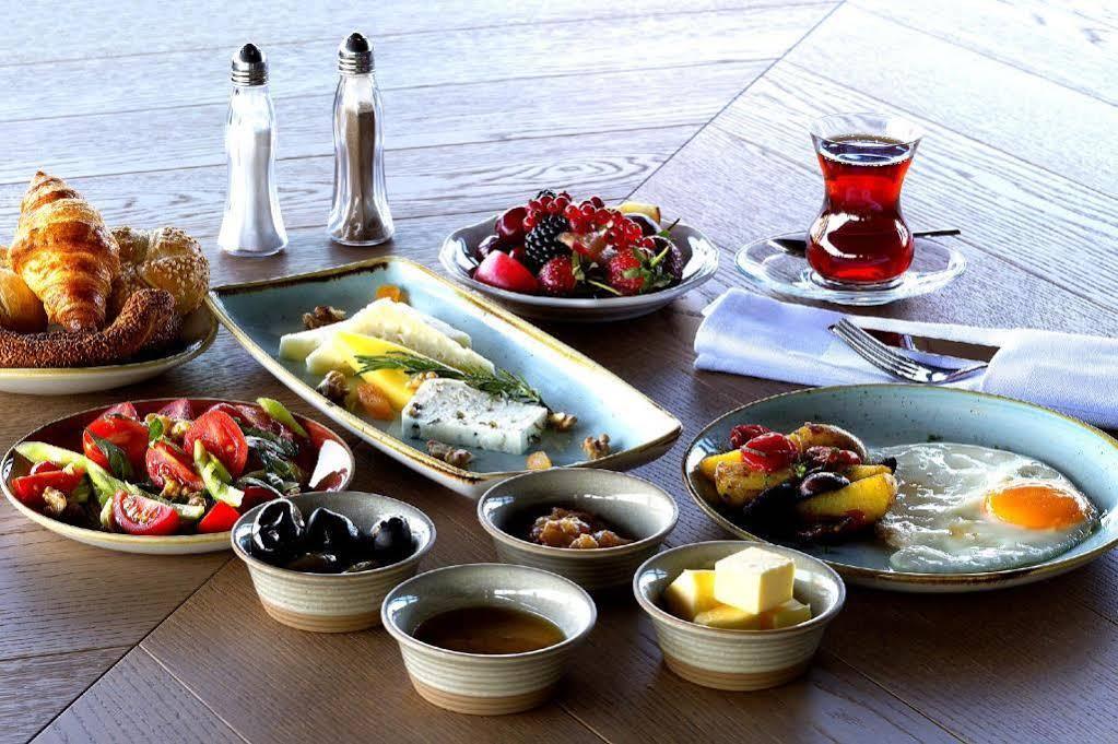 Armada Istanbul Pera Hotel ภายนอก รูปภาพ