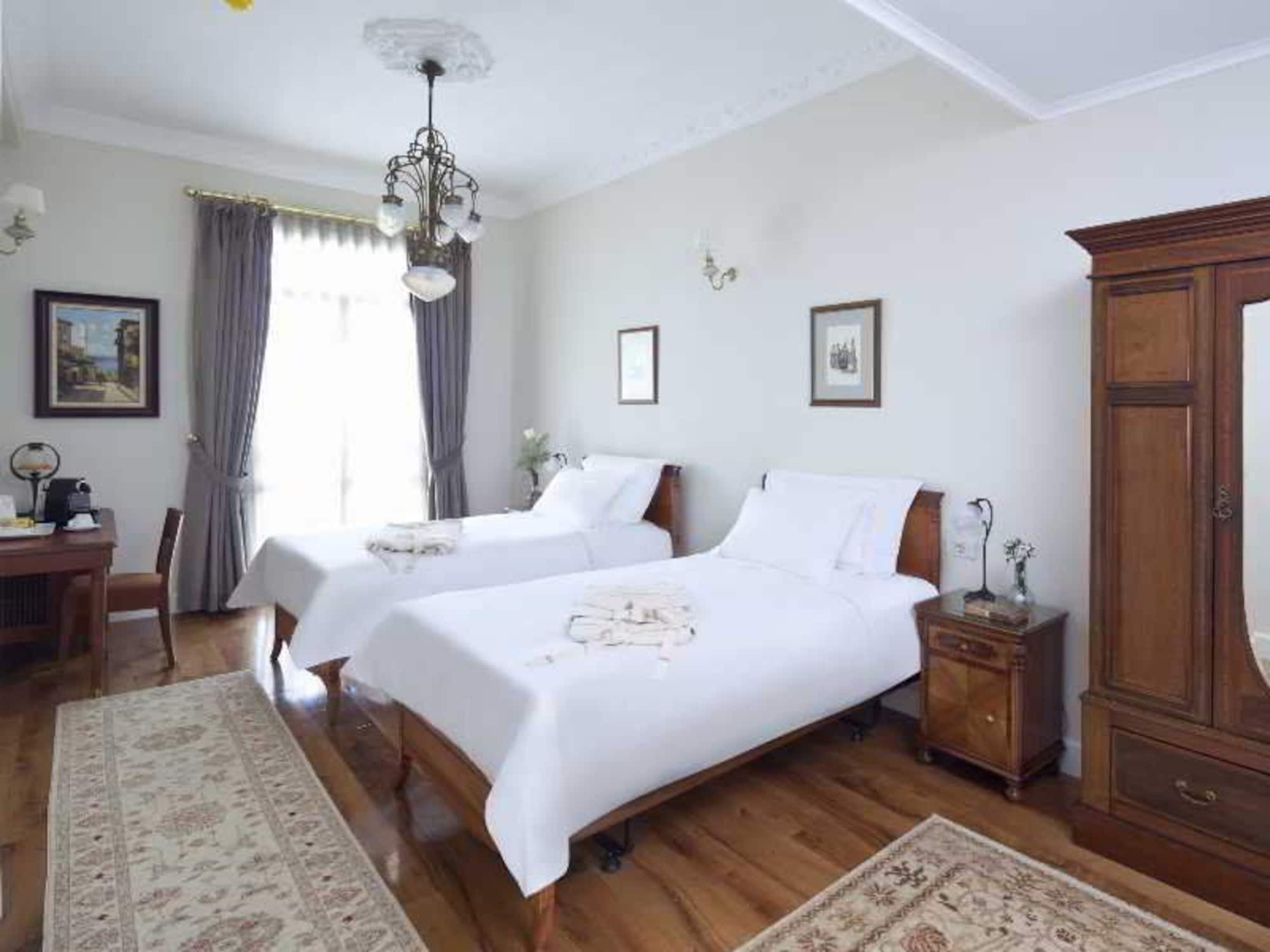 Armada Istanbul Pera Hotel ภายนอก รูปภาพ